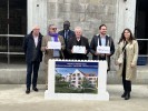 De gauche à droite : Antonio Martins, vice-président de 3F Centre Val de Loire, Paul Seignolle, président de 3F Centre Val de Loire, Souleye Diouf, directeur général de 3F Centre Val de Loire, Christian Druelle, maire de Chanceaux-sur-Choisille, Simon La p